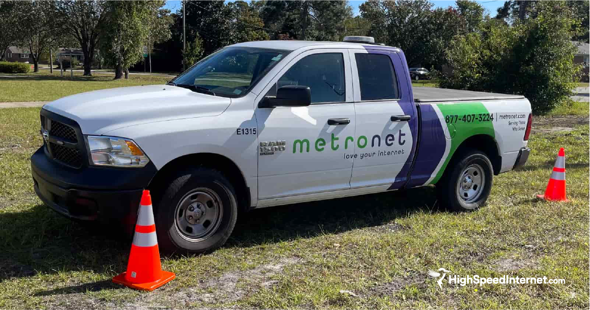 Metronet Fiber truck at the site of an installation